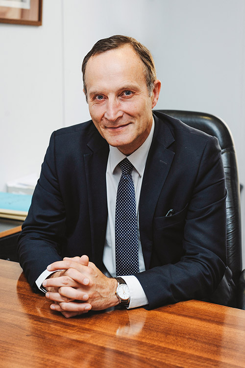 Maître François DE RAYNAL, avocat en droit du travail à Paris 8